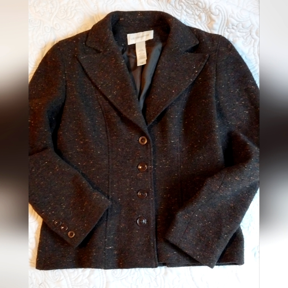 LIZ Claiborne wool blend cropped Blazer.